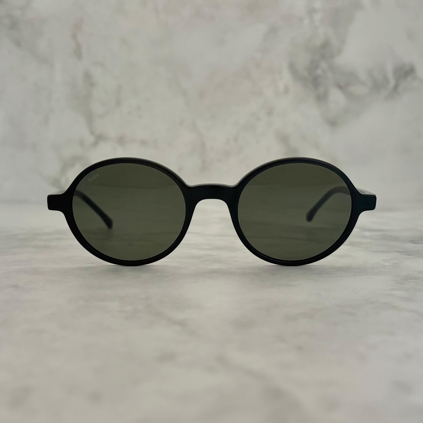Model 2 - Black