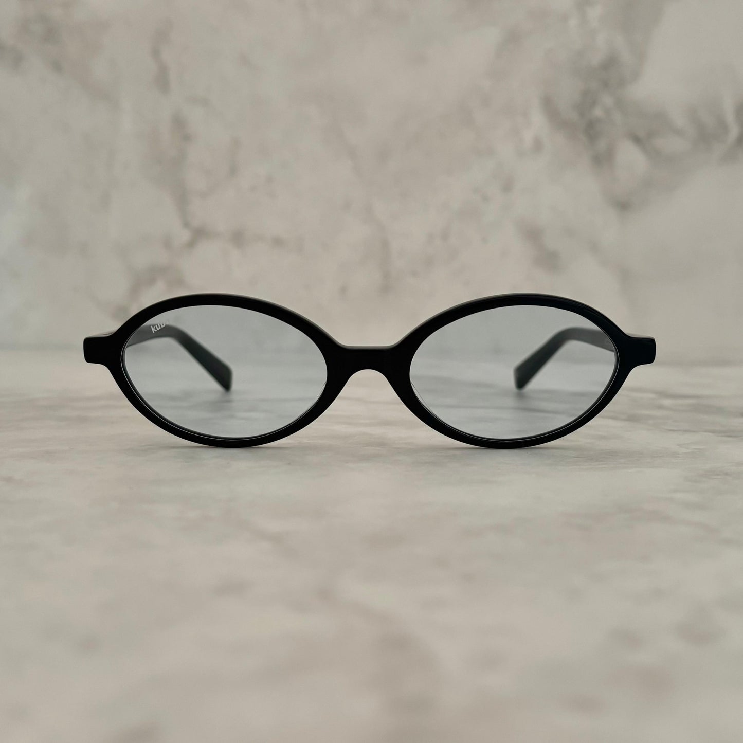 Model 4 - Black