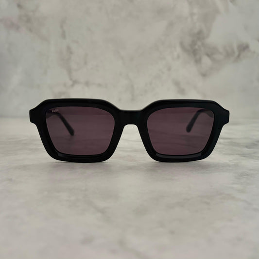 Model 1 - Black